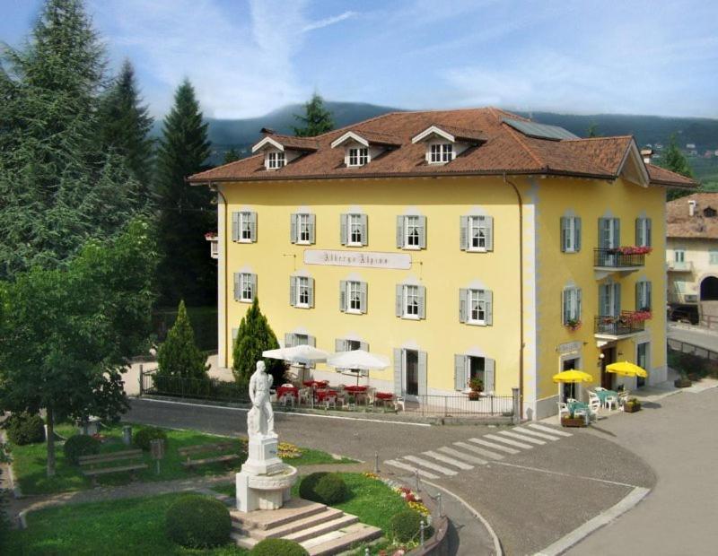 Locanda Alpina Brez ภายนอก รูปภาพ